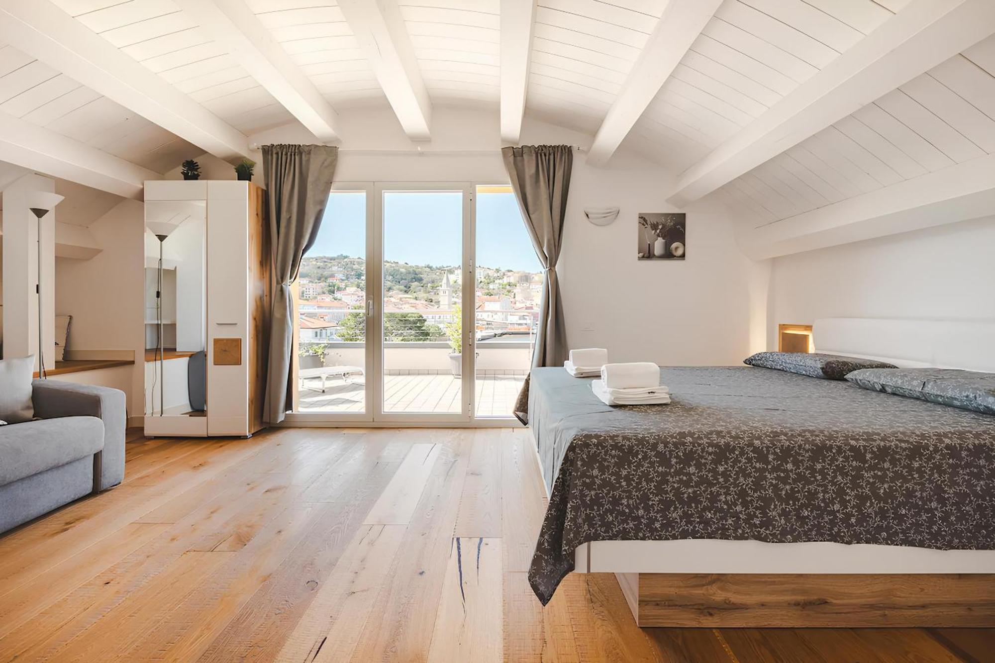 Apartamento Attico Riva Mare Múggia Exterior foto